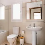 Vasilopoulos Residences - Emelia With Shared Pool *