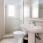 Vasilopoulos Residences - Emelia With Shared Pool * 阿尔戈斯托利翁