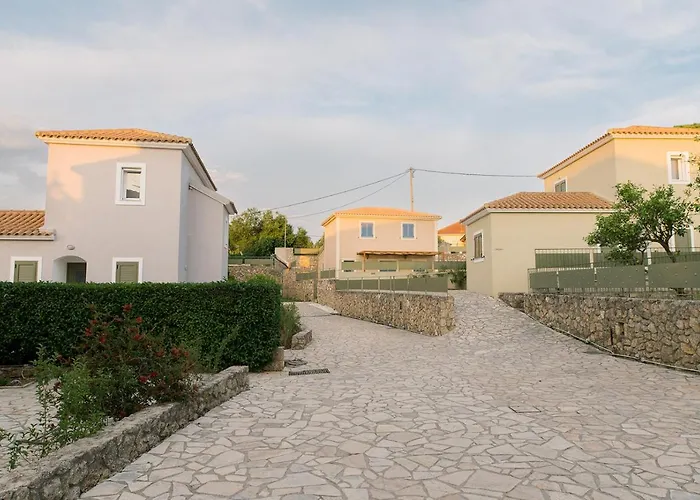 فيلة Vasilopoulos Residences - Emelia With Shared Pool *