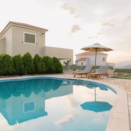 Vasilopoulos Residences - Emelia With Shared Pool *